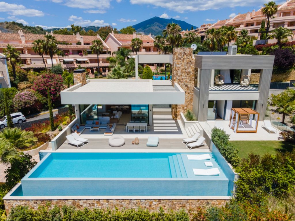 Helt ny luksusvilla i Nueva Andalucía i Marbella